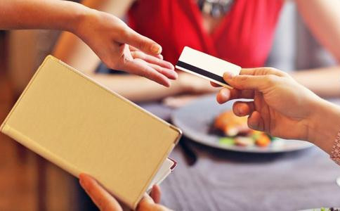 第一次相亲女方到底该不该买单?第2张